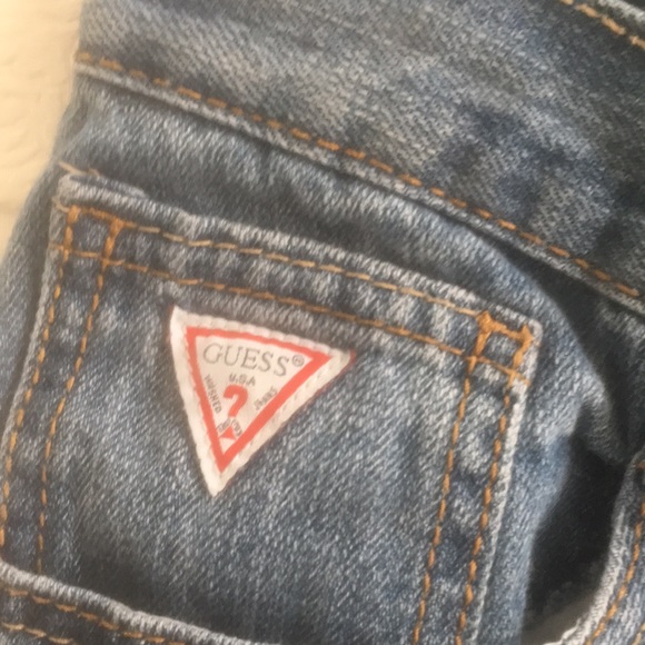 🔻Guess Jeans - Picture 2 of 6